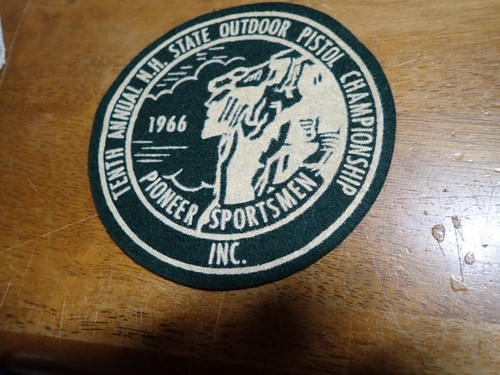NEW HAMSHIRE PIONNER SPORTSMEN CLUB collectible OBSOLETE shoulder PATCH BX 11#6