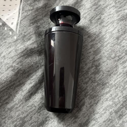 YVES ROCHER - Rose Oud - Secrets D’Essences - EDP - 50ml Almost Full - RARE - Picture 2 of 4