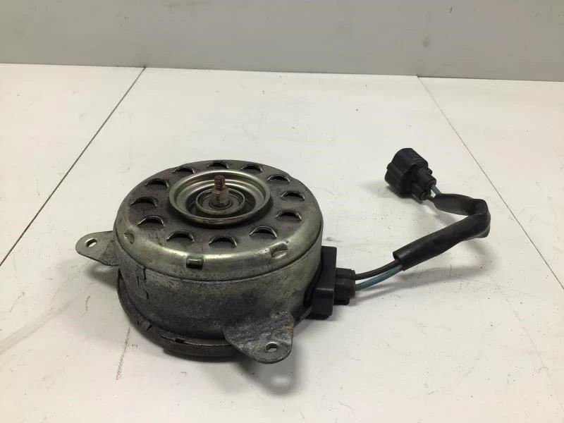 Infiniti G37X 2012 cupé aire acondicionado radiador ventilador motor OEM+ Foto 4 de 4