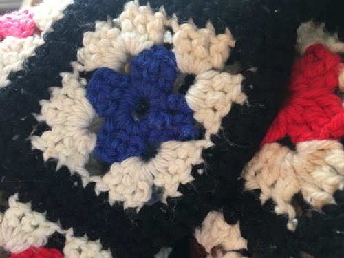 Handmade Crocheted Knit Granny Square Black Multi Blanket Throw 55" x 65" - Picture 4 of 6