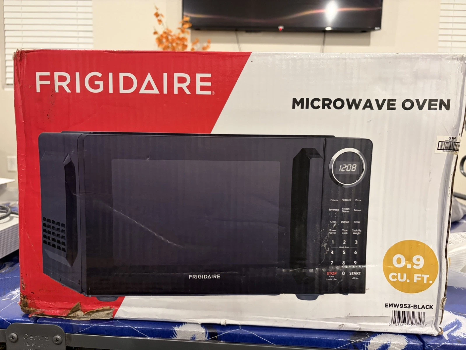 Frigidaire 0.9 Cu. Ft. Countertop Microwave Oven Stainless Steel black new
Opens in a new window or
