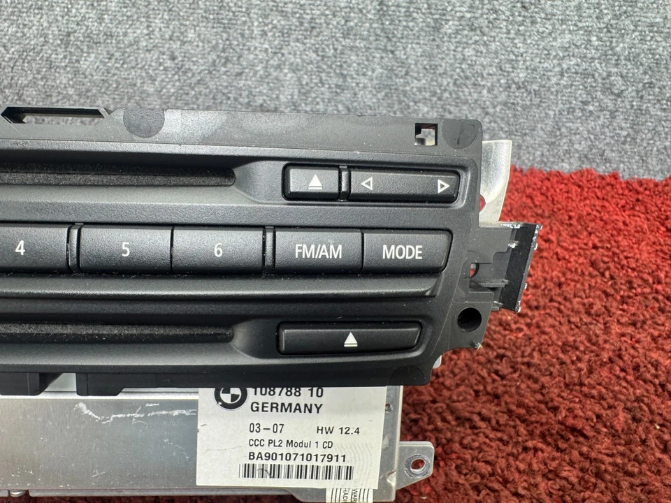 Unidad principal CCC navegación reproductor de CD radio DVD BMW 2006-2008 E90 E92 E93 OEM 65K Foto 2 de 4