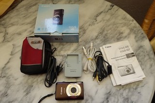 Canon IXUS 105 Digitalkamera Farbe Braun mit OVP