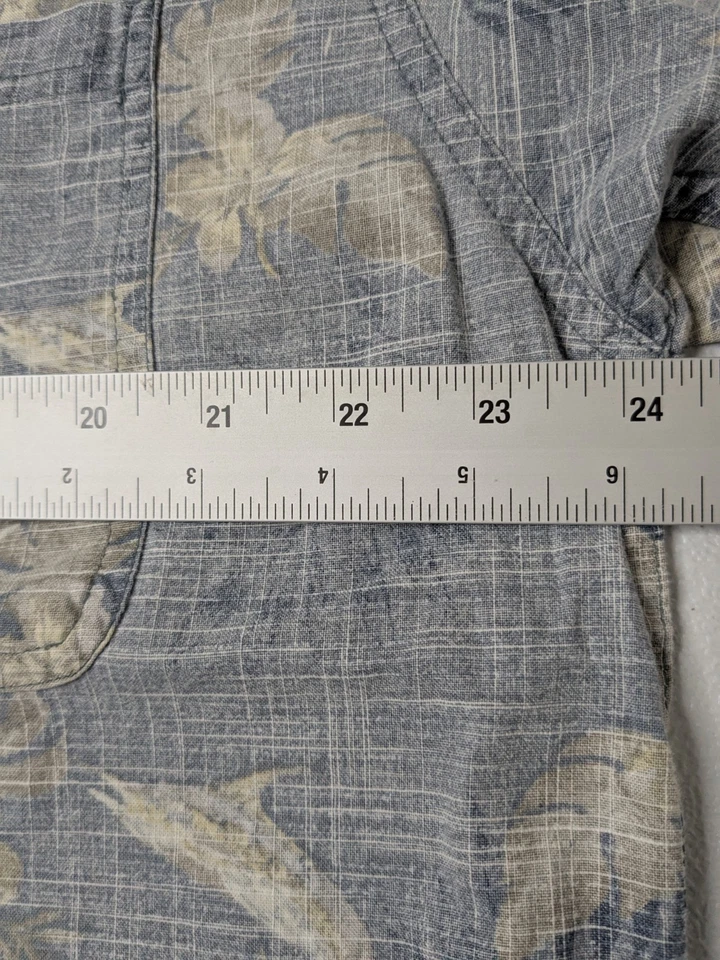 Camisa Gloria Desteñida Para Hombre L Azul Abotonada Patrón de Flores Hawaianas Manga Corta Foto 4 de 4