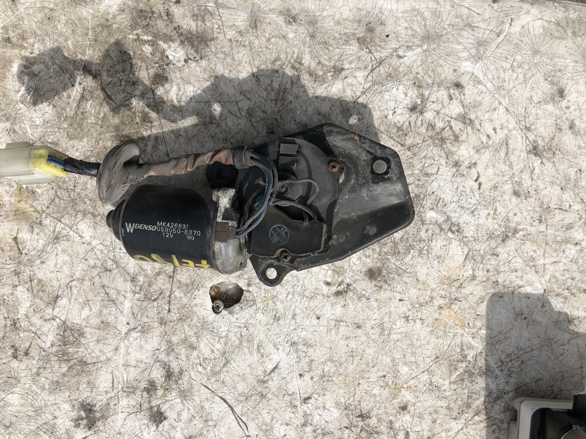 05 06 07 MITSUBISHI FE 140 160 180 WIPER MOTOR TESTED GOOD
