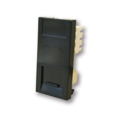 Schwarzes Cat5e Euro Modul. 25x50mm