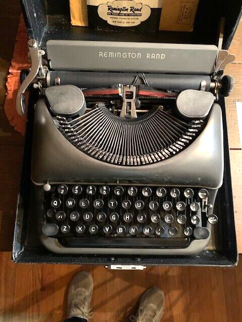 Remington Rand Deluxe Model 5 Vintage Portable Manual Typewriter w