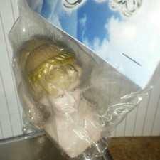 2.75" Darice Plastic Angel W/ Hands X6