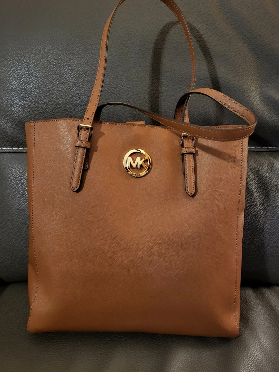 Michael Kors Saffiano Leather Jet Set Tote Shopper Bag (Medium, Dark Khaki)  Light Brown Beige Handbag: : Fashion