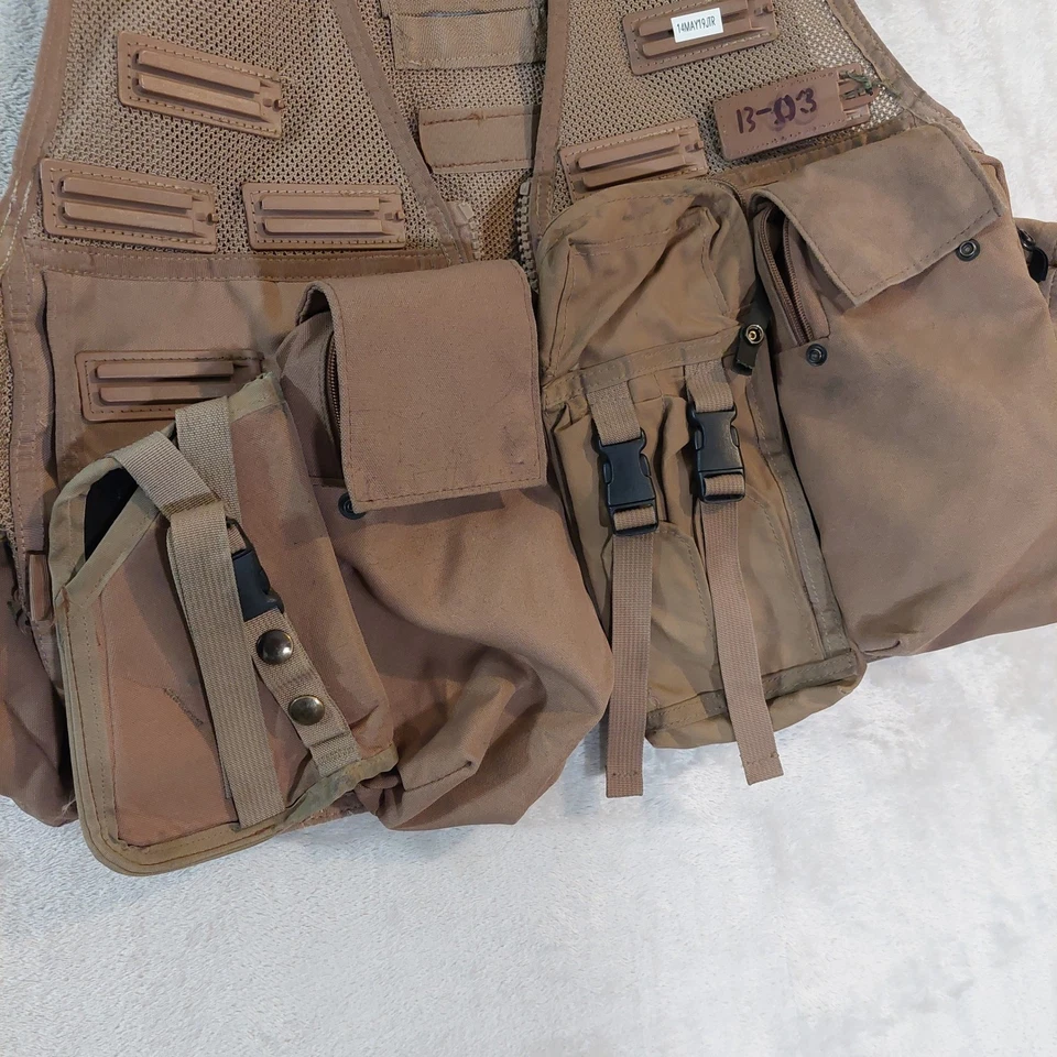 Colete modular Ultimate Survival Technologies SnapTrack bolsos táticos MOLLE S - Imagem 3 de 4