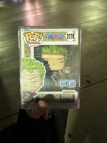 Funko Pop! Animation One Piece Roronoa Zoro Hot Topic Limited Edition 3500 Pc