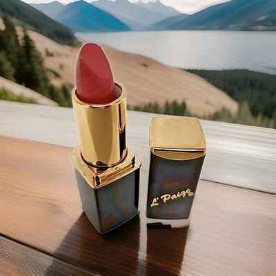 L'Paige Lipstick #19 Mocha Aloe Vera & Beeswax