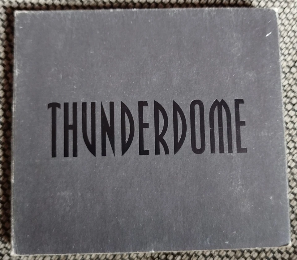 !!! CD Box Thunderdome XXV Schwarz - Lesen !!!