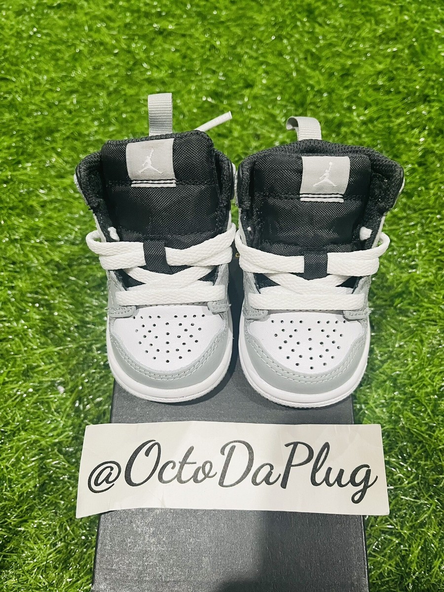 Nike Air Jordan 1 Retro Mid Smoke Grey (TD) Multi Sizes  display picture 1