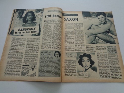 PICTUREGOER - FEBRUARY 22nd, 1958 - ROBERT WAGNER, NATALIE WOOD, JOHN SAXON - Picture 4 of 7