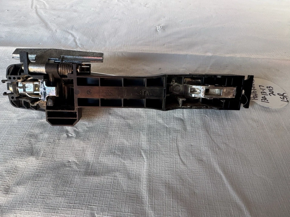 2013 Nissan Pathfinder LH Driver Side Rear Outside Door Handle - Image 2 of 2