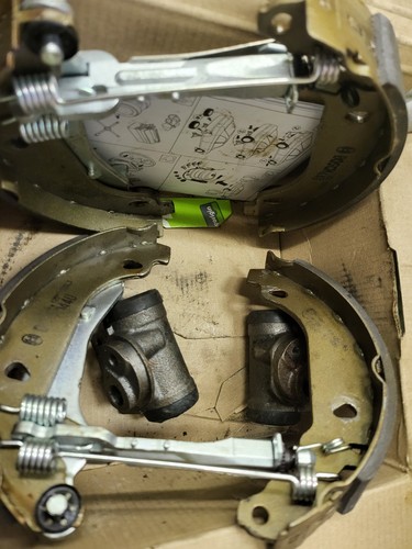 VALEO 554661 Bremsbackensatz