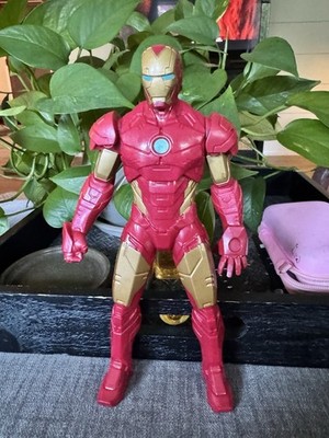 Marvel Avengers Ironman Action Figure 9.5'' Inches Tall