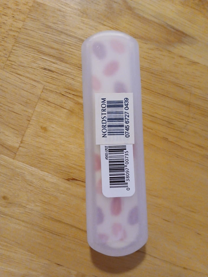 Funda Protectora de Lima de Uñas Tweezerman Recargable Retráctil Cremallera Abajo Retirada Foto 4 de 4