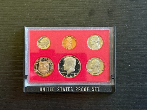 1982-S Proof Set w/Envelope - 1c, 5c, 10c, 25c, 50c - ME1348 - 第 1/3 張圖片
