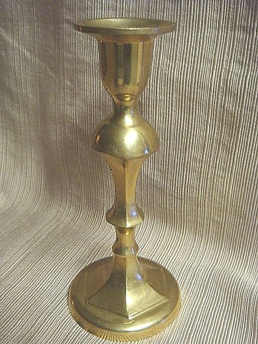 SOLID CAST BRASS 7" CLASSIC CANDLE HOLDER - INDIA  - Picture 1 of 6