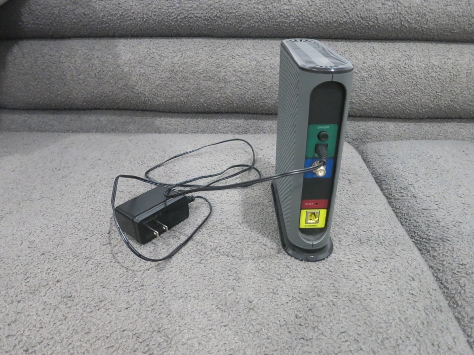 Motorola 24x8 Cable Modem, Model MB7621, DOCSIS 3.0 - Image 2 of 3
