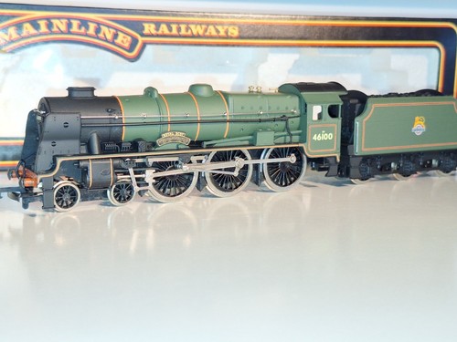 Mainline 37057 BR Scot Cl Loco. New Old Stock.Mint Cond.2 Rail DC Boxed.OO Scale | Zustand: New: Other (See Details)