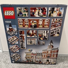 LEGO Creator Expert: Town Hall 10224 Factory Sealed - New Never Opened