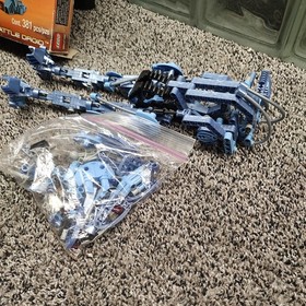 LEGO Star Wars: Super Battle Droid (8012) I don't know if Any missing 