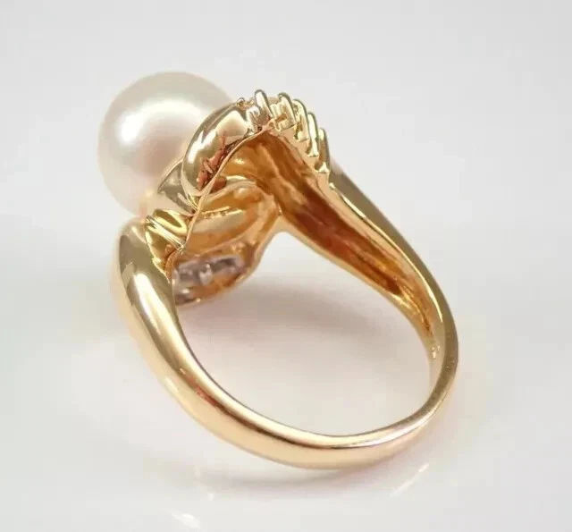Anillo de compromiso solitario redondo de perlas blancas genuinas de 3 quilates enchapado en oro amarillo de 14 quilates Foto 3 de 4