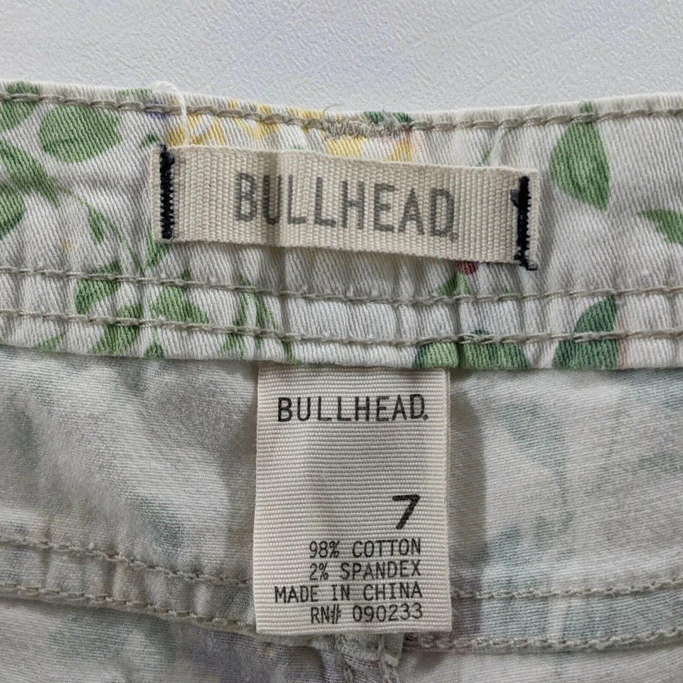 Pantalones cortos de mezclilla Bullhead blancos florales para mujer talla 7 Foto 4 de 4