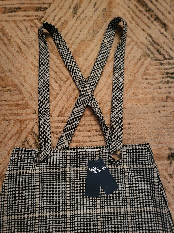 NWT Hollister Black Houndstooth Suspenders Pencil Skirt Small New - Image 4 of 4