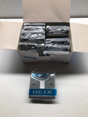 Box mit 10 x Deta Slimline 20A 1 Gang DP Schalter mit Neon, grauer Platte, Großhandel.