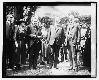 Photo:[Harding, Prof. Einstein & wife,] 4/25/21