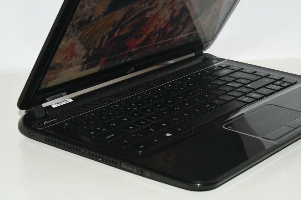 Laptop HP Pavilion SleekBook 14-b120sa 14" i3-2375m 120GB SSD 4GB RAM *READ* - Image 4 of 4