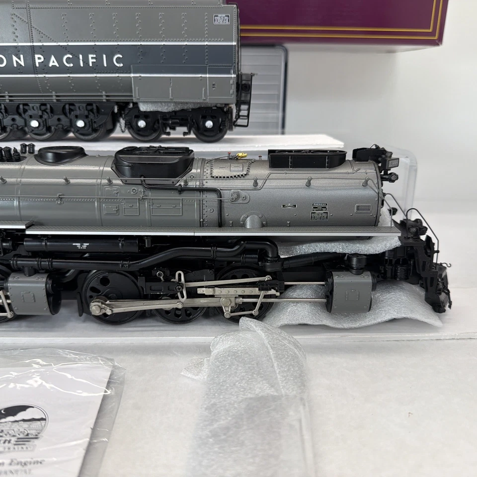 MTH Premier 20-3893-1 Union Pacific Gray Challenger 4-6-6-4 PS.3 O Used #3999 UP - Image 3 of 4