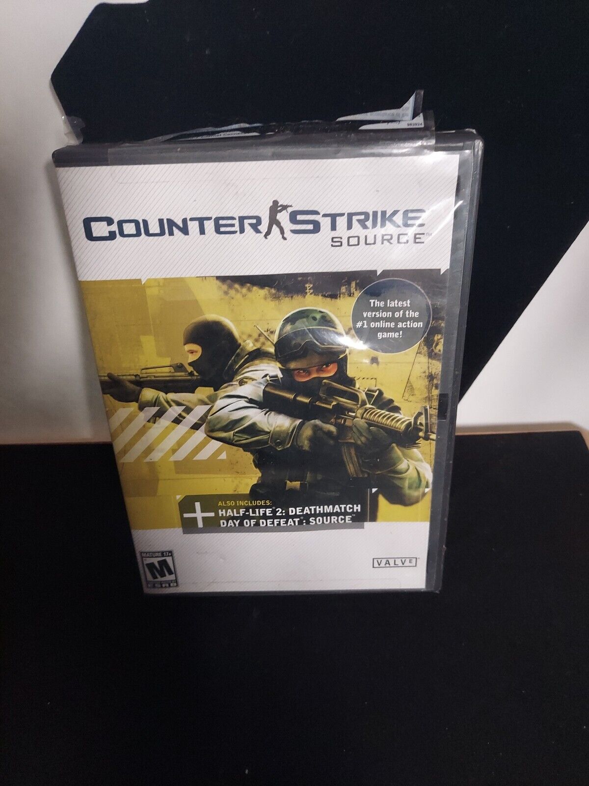 Counter Strike Source PC Game w/ Half Life 2: Deathmatch 4 Discs  14633098396