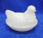 Vintage Small 4 3/8" Hazel Atlas Milk Glass HEN ON NEST