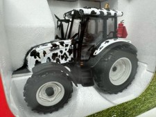 Universal Hobbies UH42201986 Valtra C Series Cow Edition 1/32
