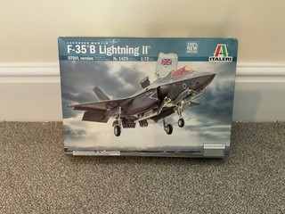 ITALERI Kit 1425 Lockhead Martin F 35 B Lightning ll 1:72 scale