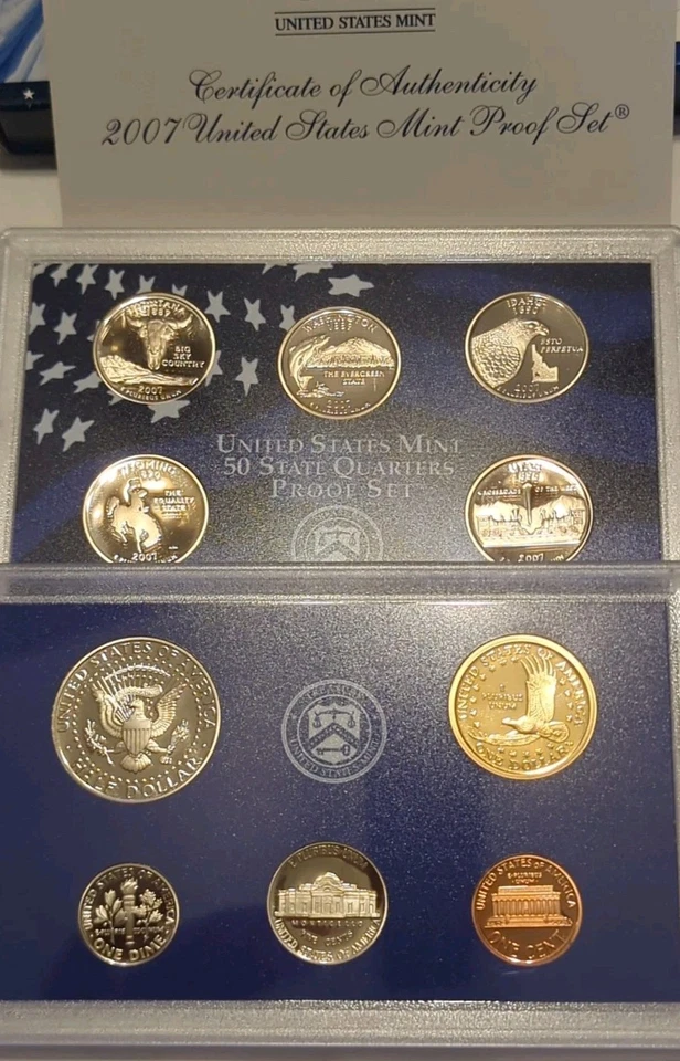 2007 US Mint Proof Set 14 Uncirculated Coins In Original PKG & COA Collectable  - Image 4 of 4