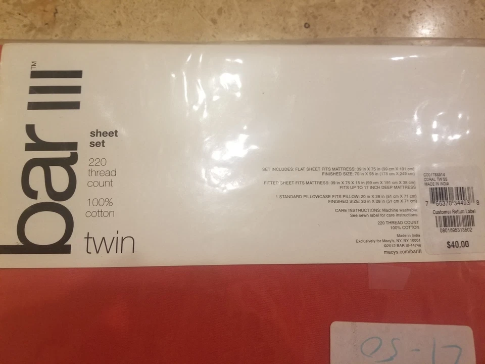 Bar III 实心双张套装红色 - 全新带盒 讨价还价 — 第 4/4 张图片