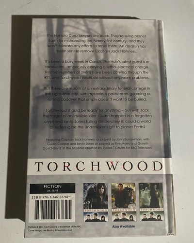 DOCTOR WHO UNIVERSE - TORCHWOOD The Undertaker's Gift HARDCOVER Book Novel NEW! - Picture 2 of 2