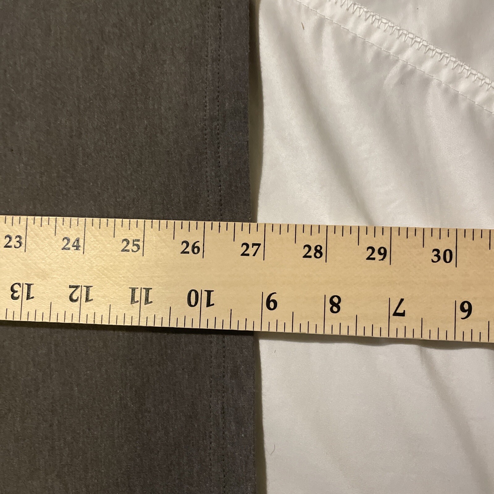 Under Armour Shirt Youth XL Black Gray Serious Speed Crew Gym Training  NM66 thumbnail 5