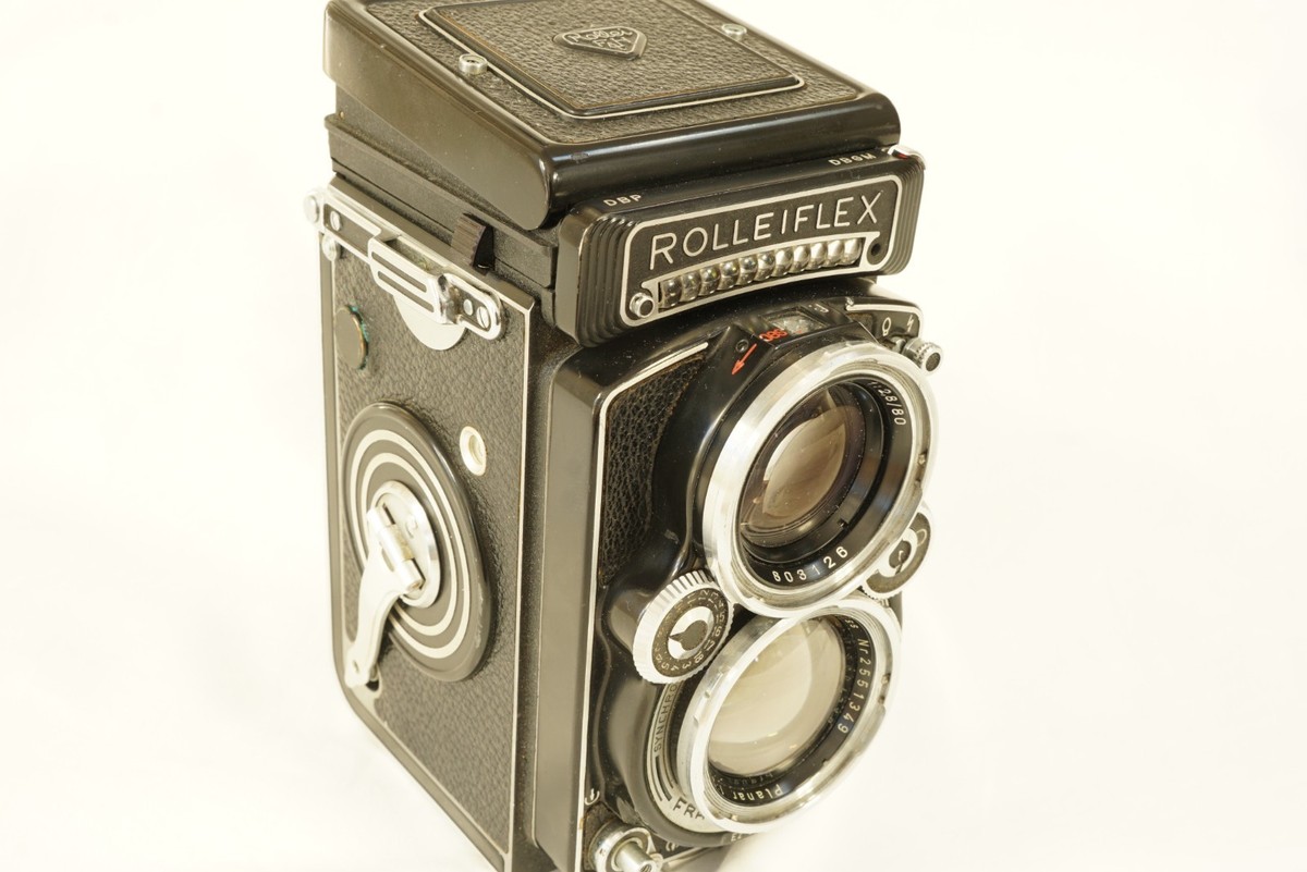 Rolleiflex 2.8Fモデル ピンク Rolleiflex 2,8 GX Edition 1929-1989 * | A01444