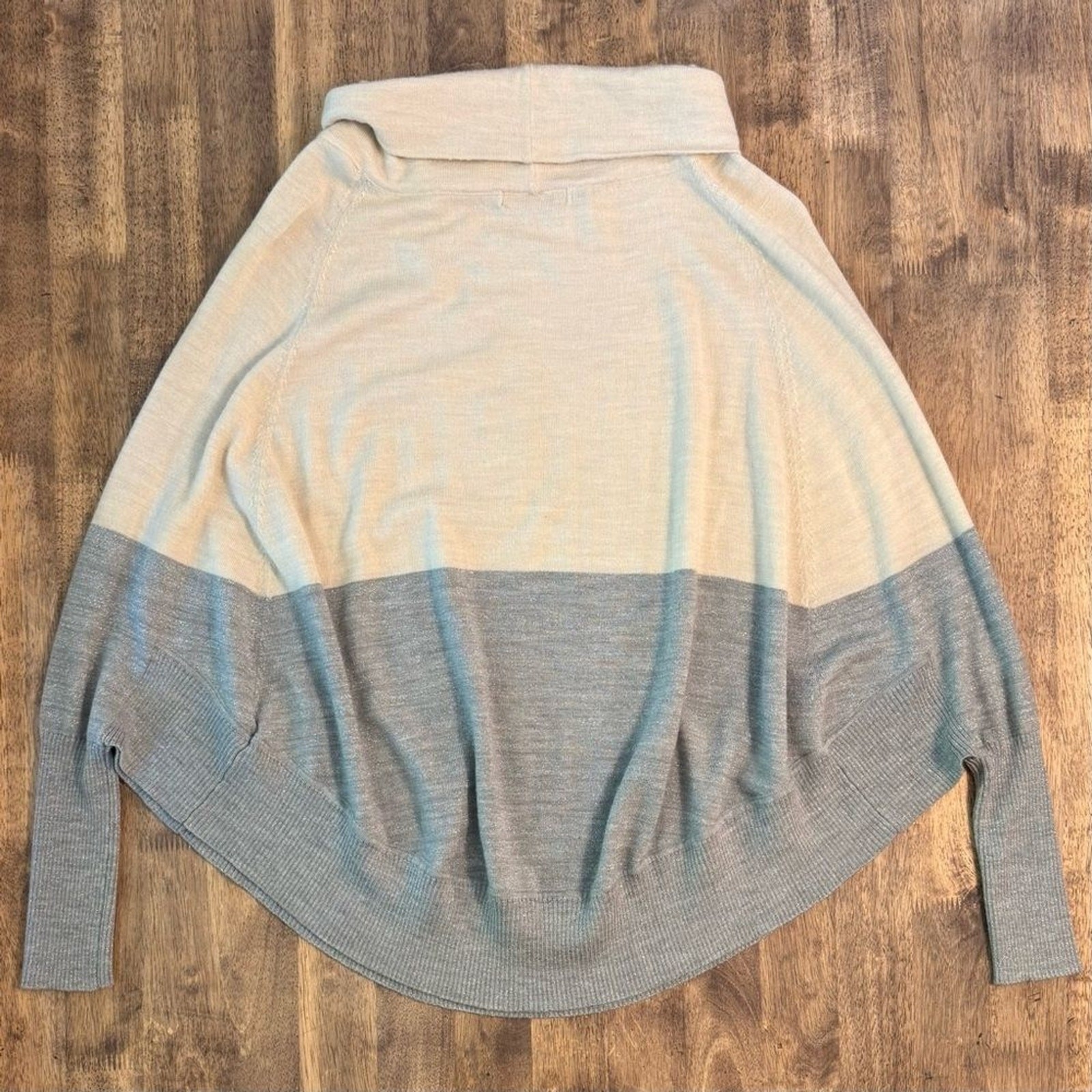 SmartWool Nokoni Poncho Sweater Dolman Sleeve Style Merino Wool Women's Size S/M