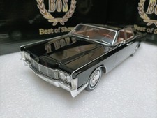 BOS 1:18 Lincoln Continental 1968 4-Door Luxury Sedan Black Car Model