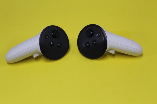 READ ~ Genuine Meta Quest 3 / 3S VR Left & Right Pair Controllers ONLY