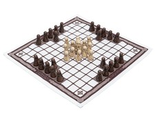 Hnefatafl - Il gioco vichingo (2030)