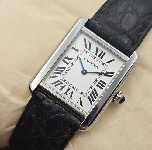 Cartier Tank Solo 2716, 24mm Quartz Clean Classic and Chic Ser...